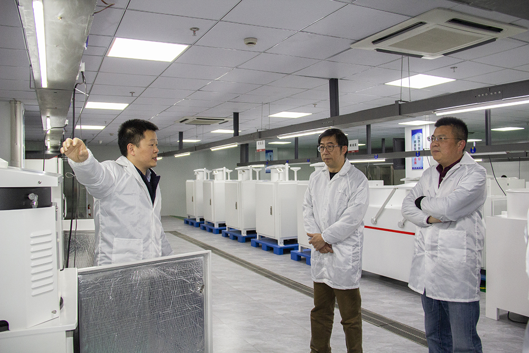 IMG_0143.jpg IMG_0143.jpg